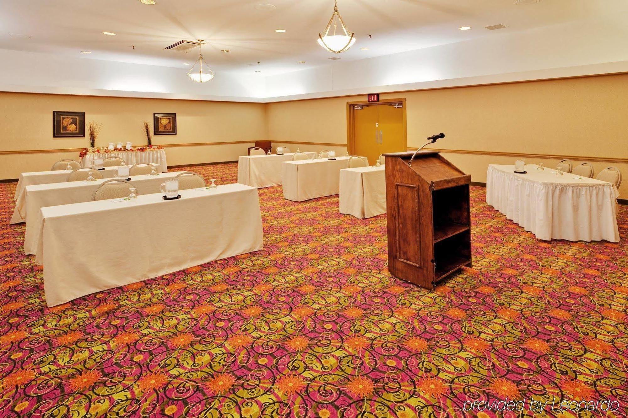 Holiday Inn Allentown Center City Экстерьер фото